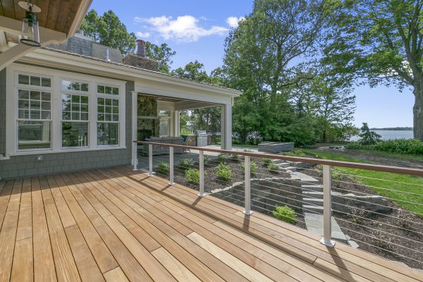 Deck Service in Huntington Station