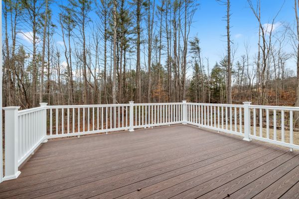 Deck Rail Repair in Huntington Station